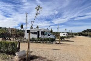 &Aacute;rea de autocaravanas de G&eacute;nave