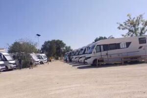 &Aacute;rea de Autocaravanas de Nuevo Bazt&aacute;n