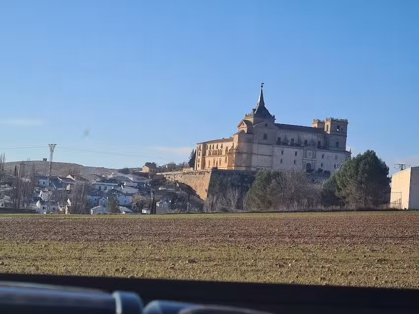 &Aacute;rea de Autocaravanas de Ucl&eacute;s