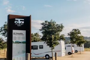 Área de Autocaravanas El Pla del Penedès