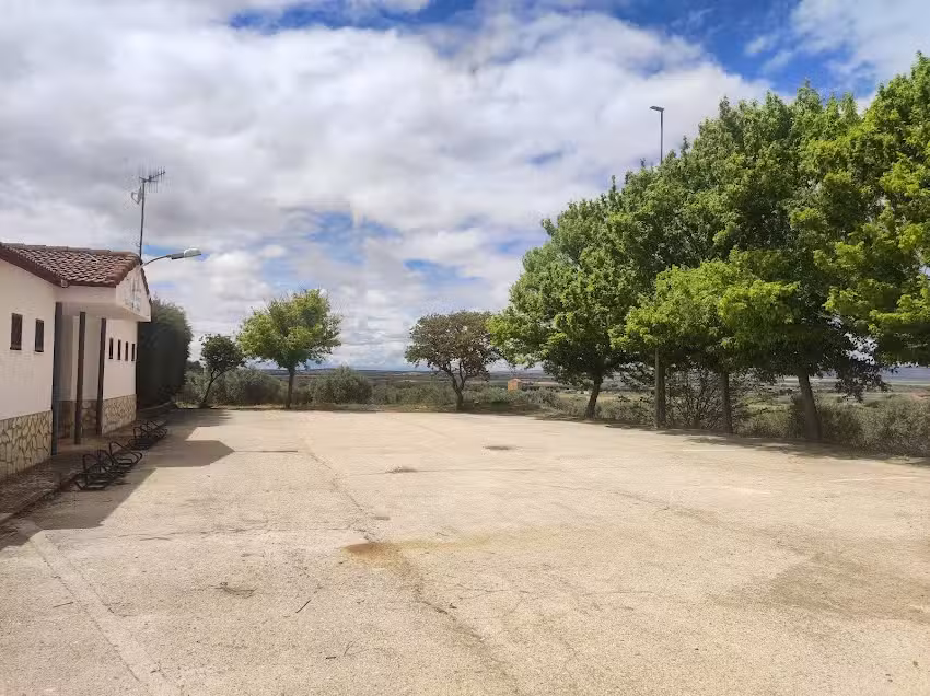 &Aacute;rea de autocaravanas gratuita Bonete