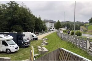 &Aacute;rea de autocaravanas Larrabetzu