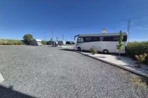 &Aacute;REA DE AUTOCARAVANAS &laquo;Villares de la Reina&raquo; &Aacute;reas ACampa