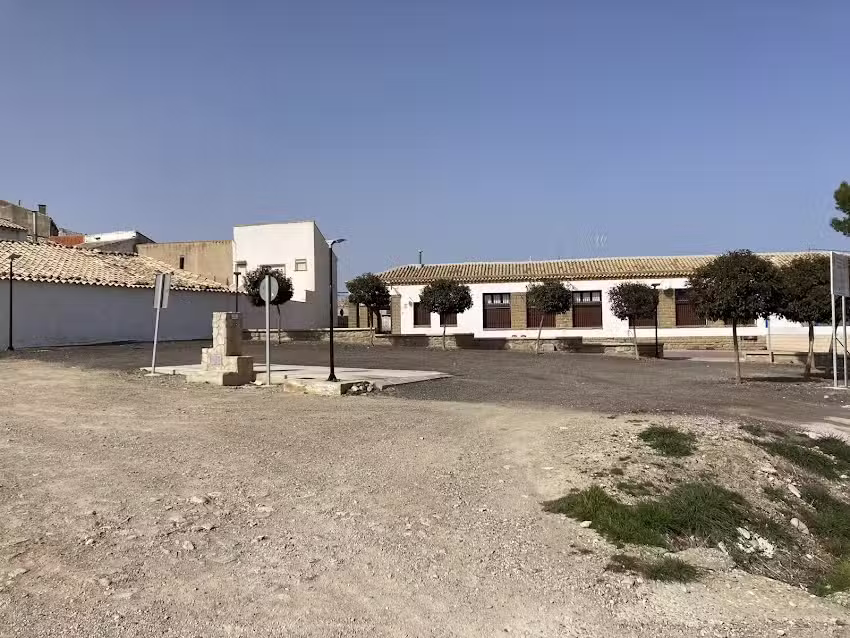 &Aacute;REA DE SERVICIOS PARA AUTOCARAVANAS de Las Pedrosas.