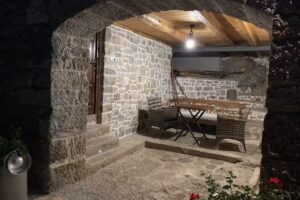 Arqueras de Babia, casa Pl&aacute;cida