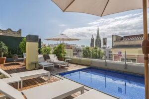 Aspasios Catedral Apartments