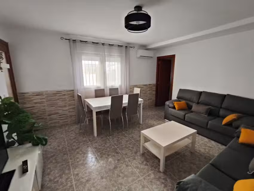 AT La Guinda del Jerte