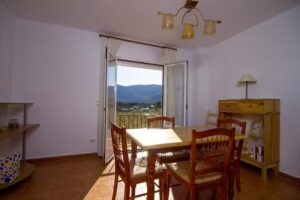 AT Las Vi&ntilde;uelas 17