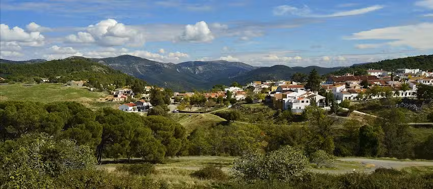 AT y Casa Rural Las Villas de El Centenillo