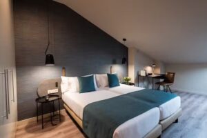 Atenea Rekord Suites