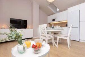 &Aacute;tico del Prado by BeValle.