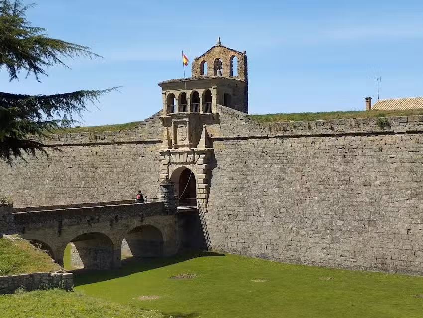 &Aacute;tico Jaca Ciudadela