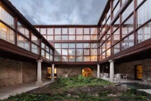 &Aacute;urea Palacio de Sober