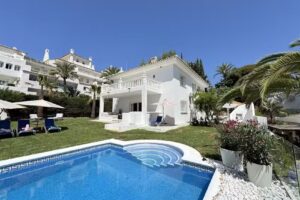 Aurora Boutique Hotel