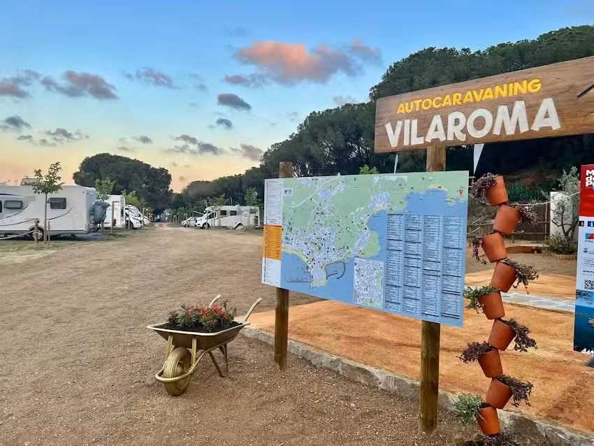 Autocaravaning Vila-rom&agrave; Palam&oacute;s