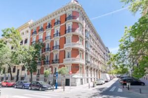 AYZ Juan de Mena &ndash; Auto check-in property