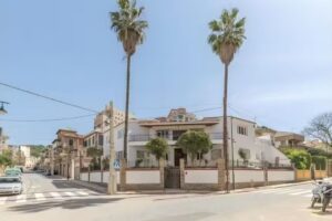 AYZ Silvela &ndash; Auto check-in property