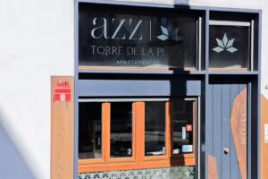 AZZ Sevilla Torre de la Plata Apartamentos