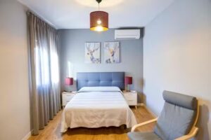 B – Apartamento exclusivo con piscina compartida