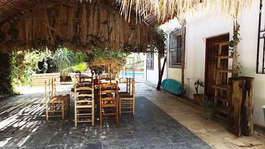 BAKIT HOUSE