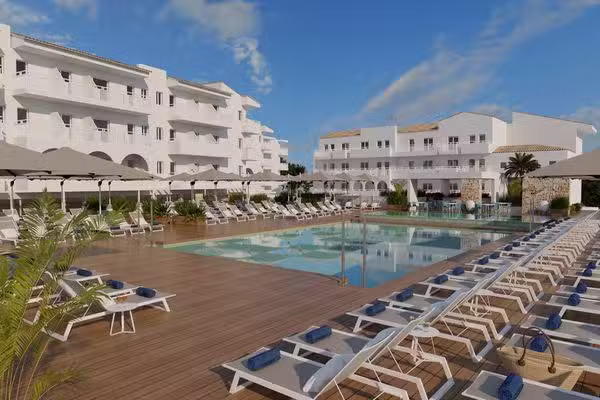 Barcel&oacute; Ponent Beach