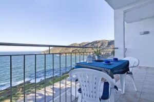 Beachfront Tamariu Costa Brava Apartment