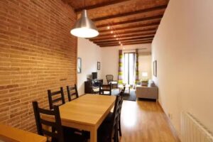 Beautiful apartment in Eixample