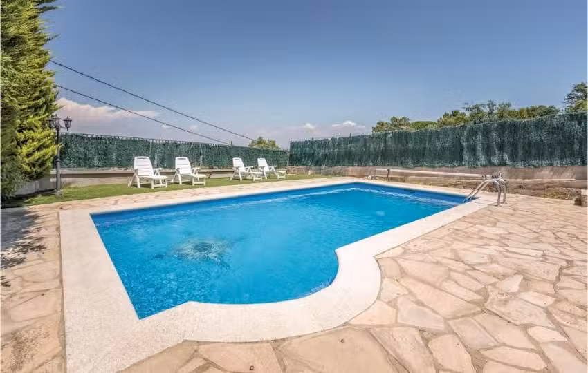 BEAUTIFUL HOME IN MACANET DE LA SELVA &ndash; 3 Bedrooms, WiFi and Outdoor swimming pool