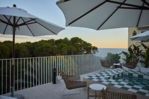 Belle Marivent Mediterranean Petit Hotel