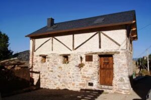 BINATUR , Casa rural en Las M&eacute;dulas