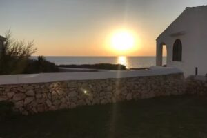 BINIBRIDGE: BiniHouses Menorca