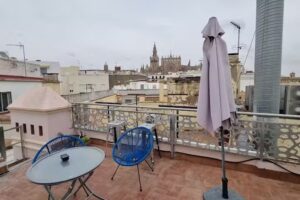 Blue House Arenal Seville