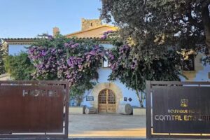 Boutique Hotel Comtal Emp&uacute;ries