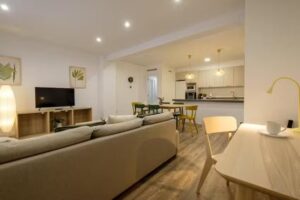 Brand New Stylish Apartment with Fluffy Beds