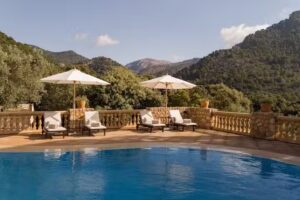 Ca&rsquo;n Bene&iuml;t | Iconic Retreat