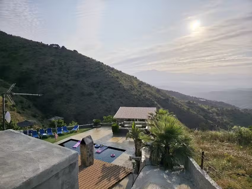 Caba&ntilde;a de Piedra