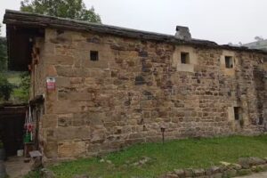 Cabaña Pasiega La Quemada