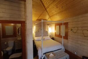 Caba&ntilde;a rom&aacute;ntica