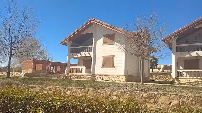 Caba&ntilde;ar Casas Rurales S.L.