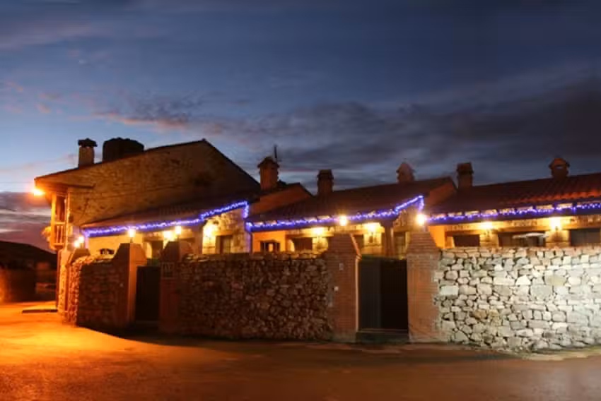 Caba&ntilde;as de Pimiango