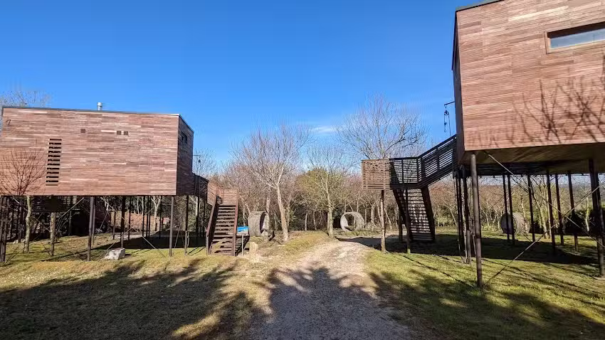 Caba&ntilde;as en el &aacute;rbol &ndash; Costa da morte