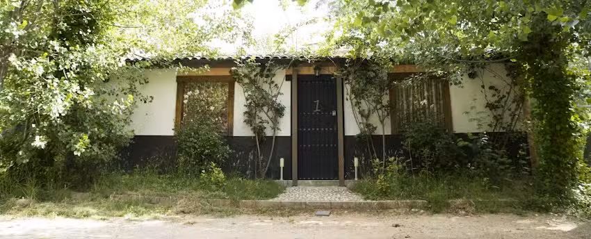 Caba&ntilde;as Rurales Vado del r&iacute;o Tus