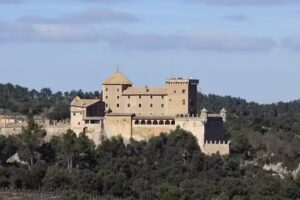 Cal Bomber 1779 &ndash; Vimbod&iacute; i Poblet