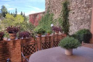 Cal Cabré del Priorat, casa de retiros & centro de terapias