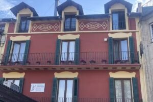 Cal Querol 2 &ndash; Apartament Tur&iacute;stic Puigcerd&agrave; Centre