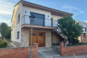 Cals Avis de Sau (Allotjament Tur&iacute;stic)