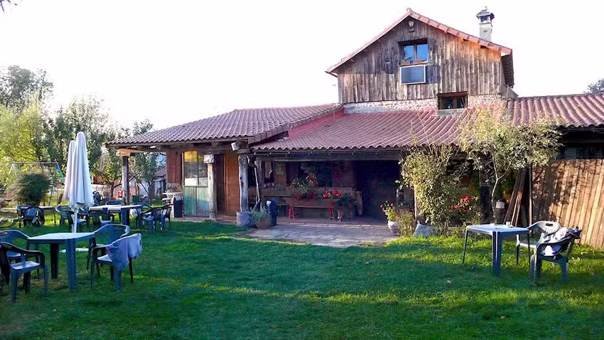 Camping A&iacute;n Jaca Pirineo
