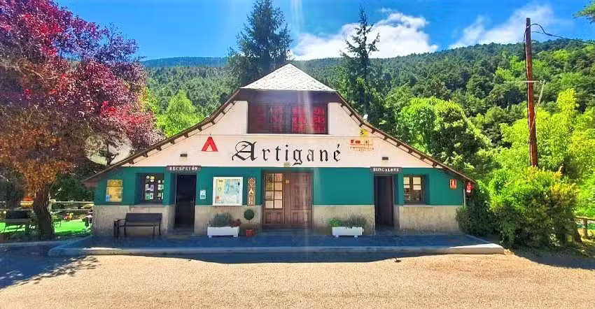 Camping Artigan&eacute;