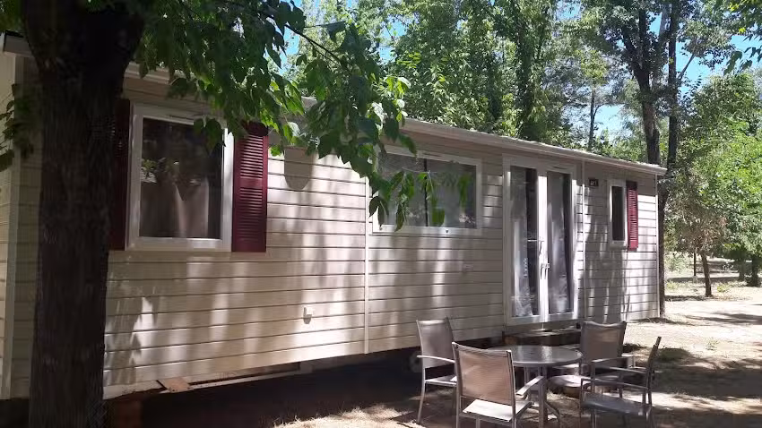 Camping & Bungalows La Fundici&oacute;n