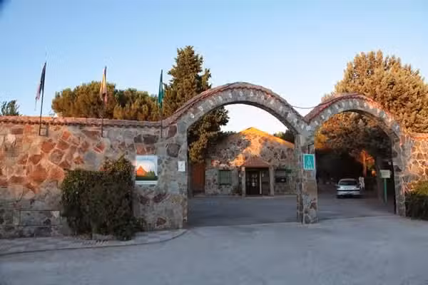 Camping Despe&ntilde;aperros